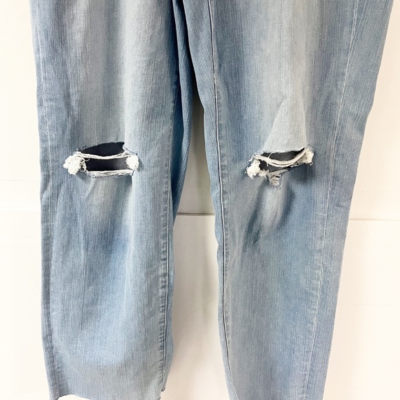 NWT Torrid perfect wide leg vintage stretch Mid Rise jean size 10R raw hem - Picture 2 of 12